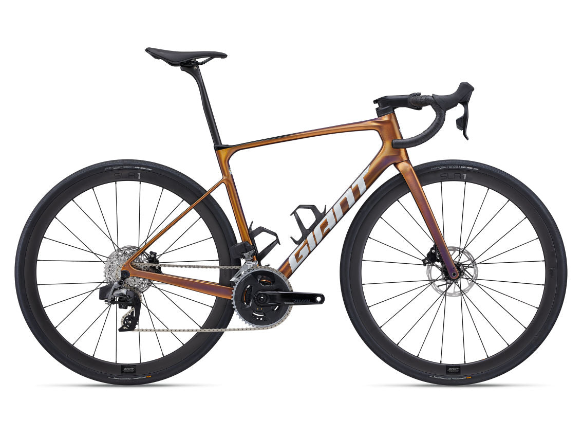 Giant Defy Advanced Pro 1 2025 Road Bike – Dales Cycles