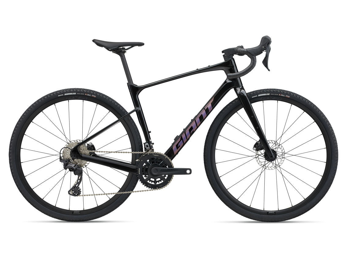 Giant Revolt Advanced 2 2025 Gravel Bike