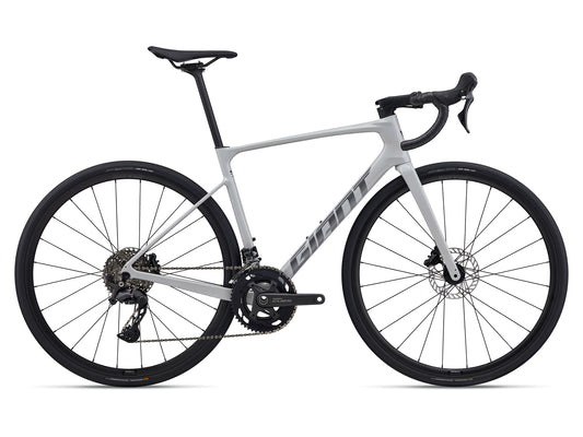 Giant Defy Advanced 3 2026 Road Bike