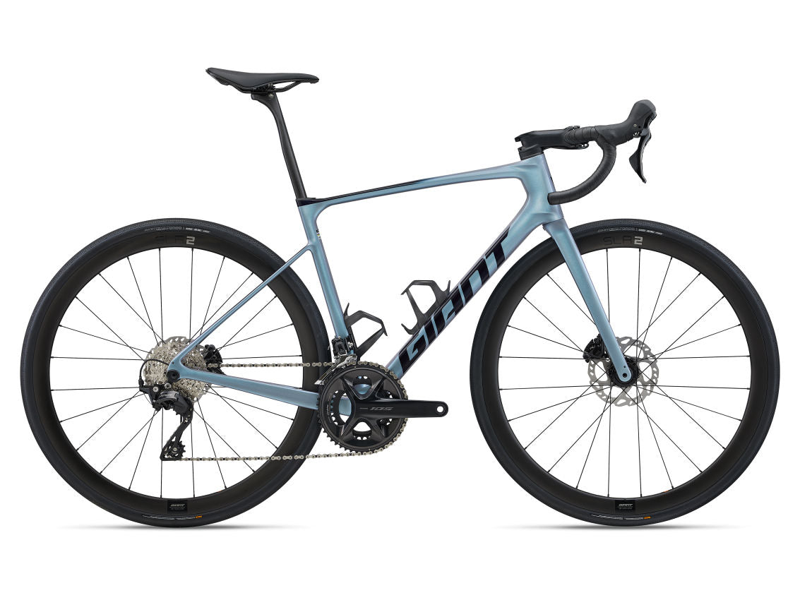 Giant Defy Advanced Pro 2 2025 Road Bike