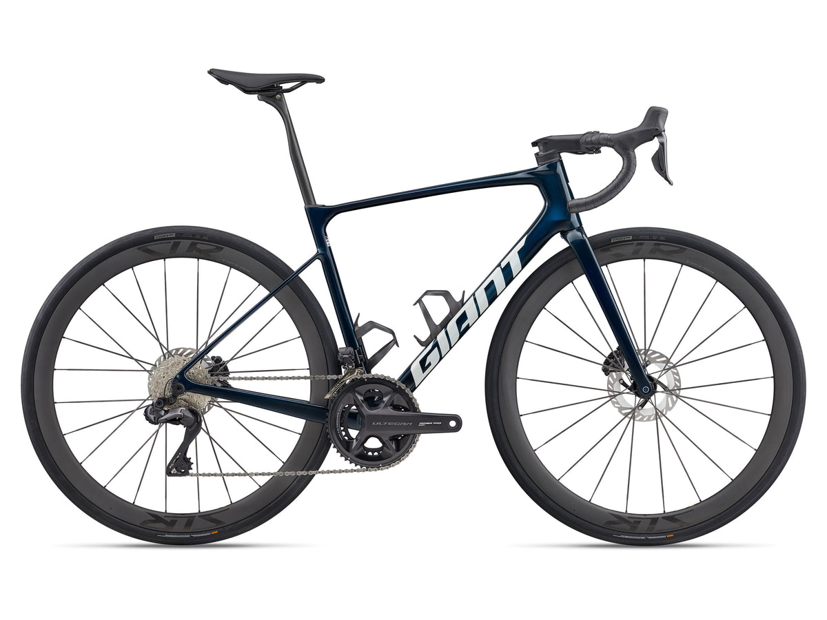 Giant Defy Advanced Pro 0 2026 Road Bike
