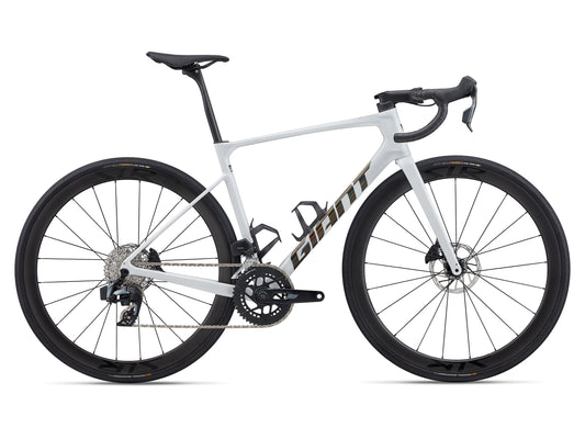 Giant Defy Advanced Pro 1 2026 Road Bike