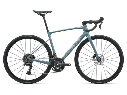 Giant Defy Advanced 4 2027 Road Bike