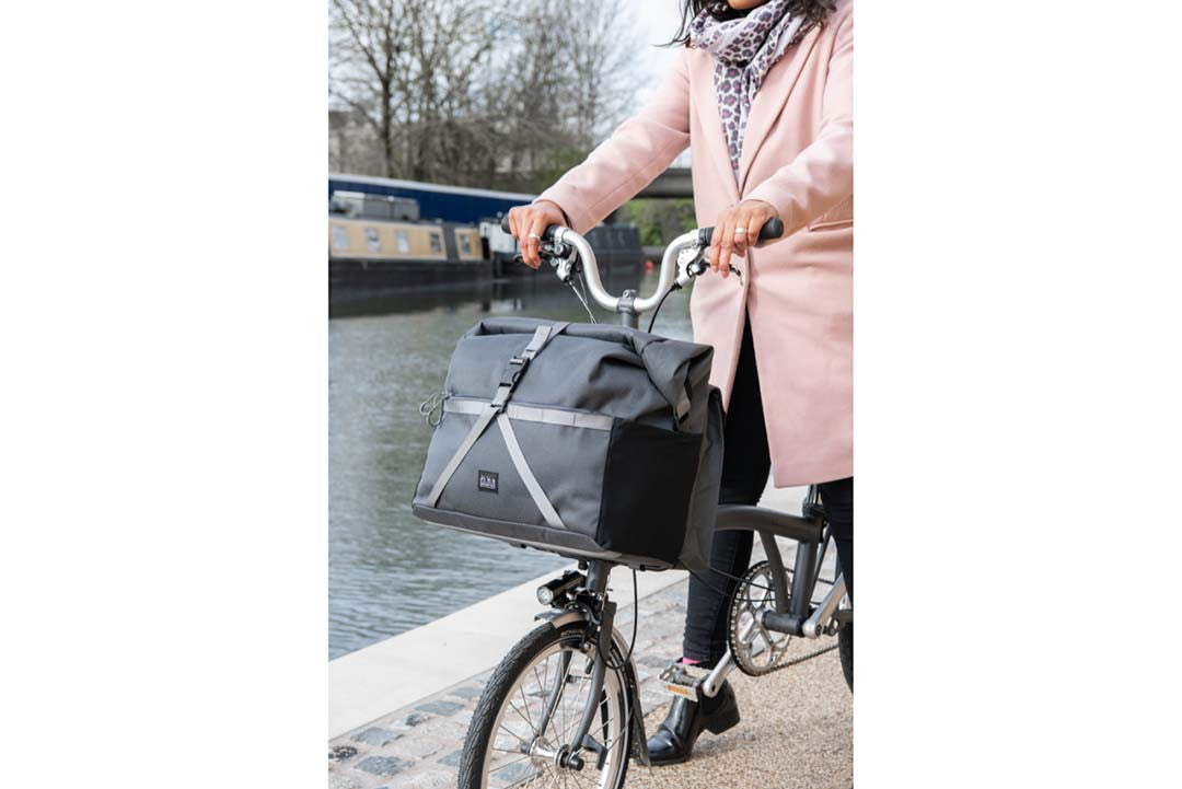 Brompton Borough Roll Top Bag Large in Dark Grey 28 Litres